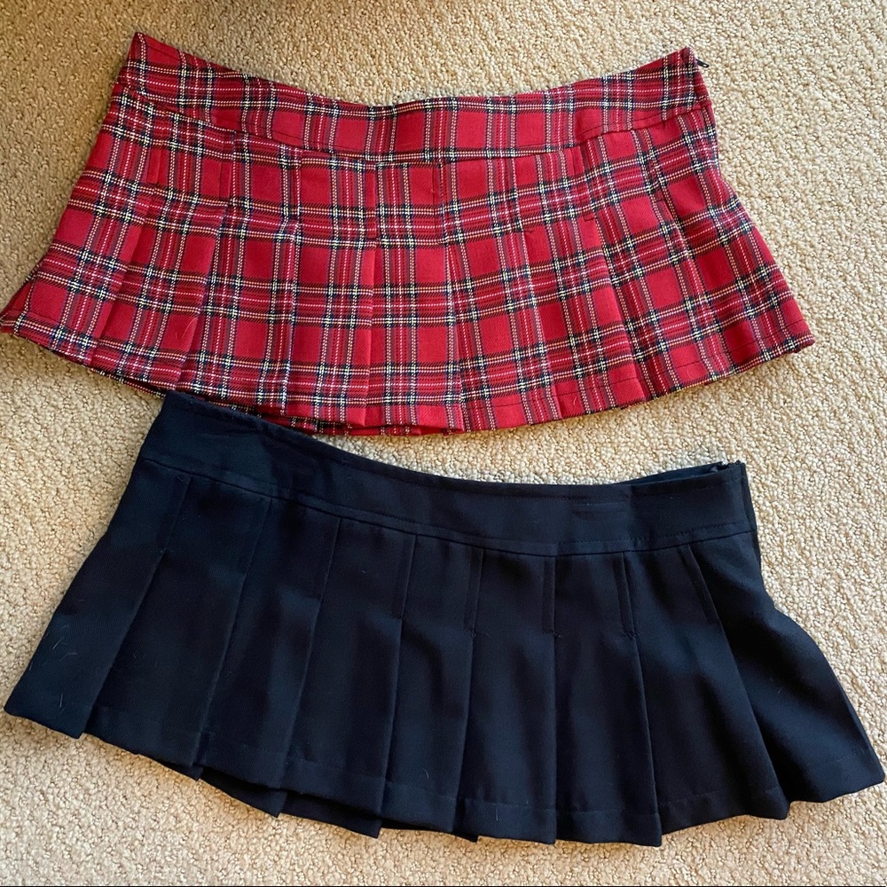 Lip Service Micro Pleated Skirts both size Small